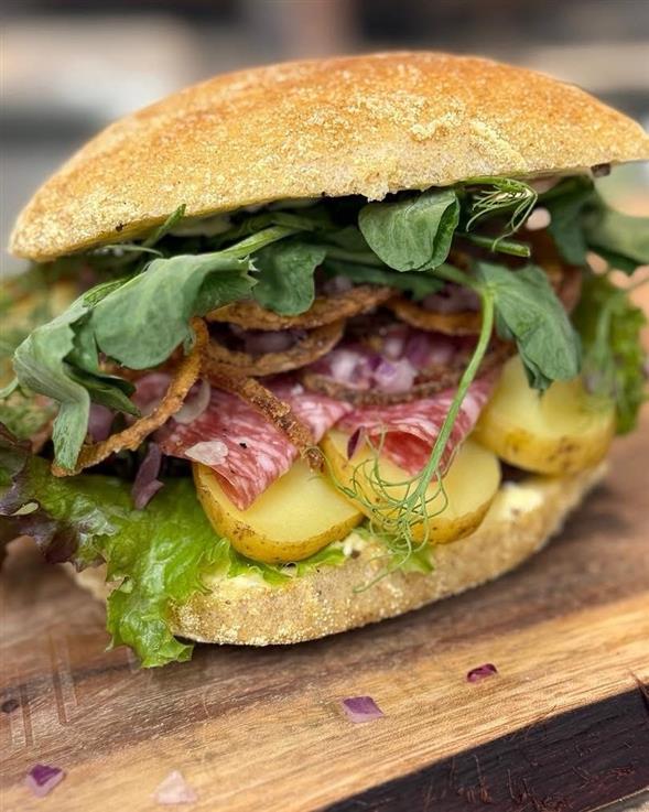 MÅNEDENS SANDWICH