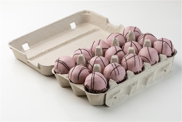 Romkugle med jordbærchokolade 15 stk.